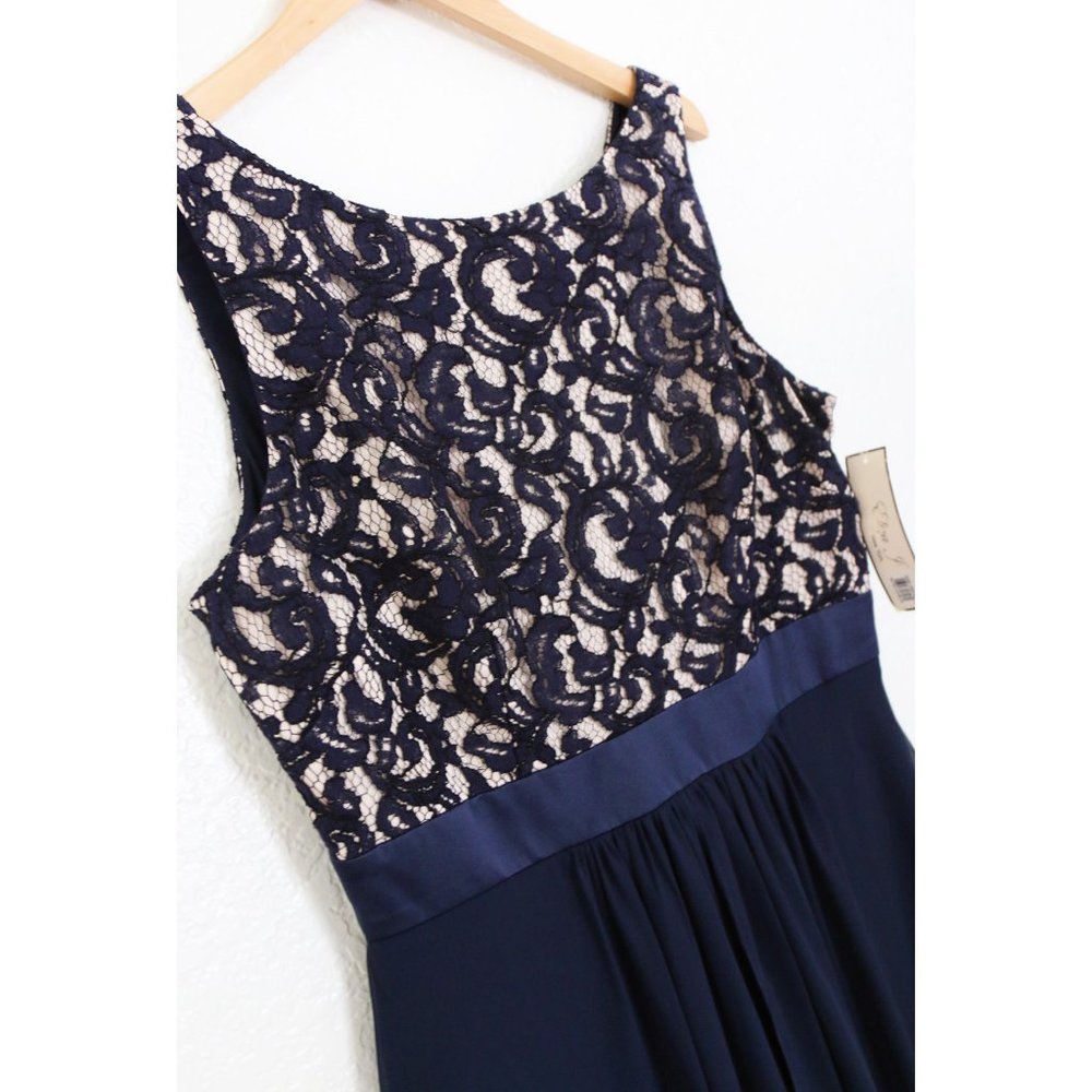 NEW Eliza J. Navy Blue Lace and Chiffon Gown Modest Prom Maxi Dress Size 14 $219 - Picture 8 of 16